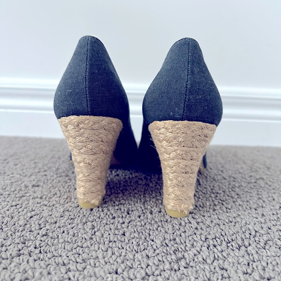 Rocket Dog - Picture 3 of 3